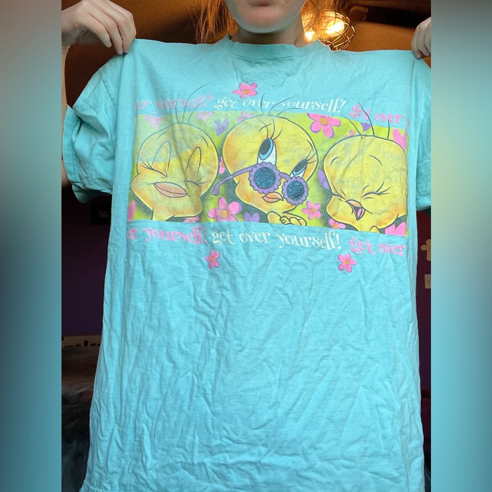 1997 Looney Tunes tweety bird “get over yourself” graphic tee